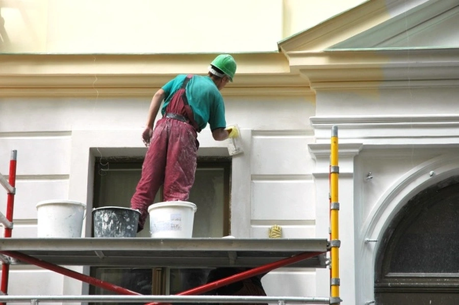 Key Differences Between Interior And Exterior Painting in Clemmons, NC Key Differences Between Interior And Exterior Painting in Clemmons, NC